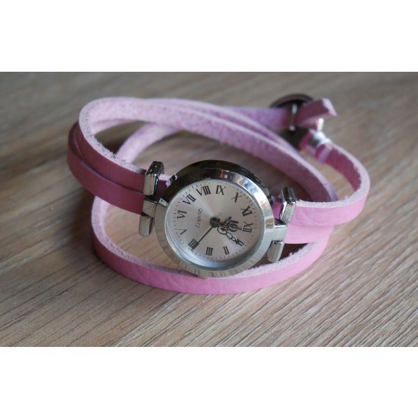 Roze lederen armband drievoudige draai