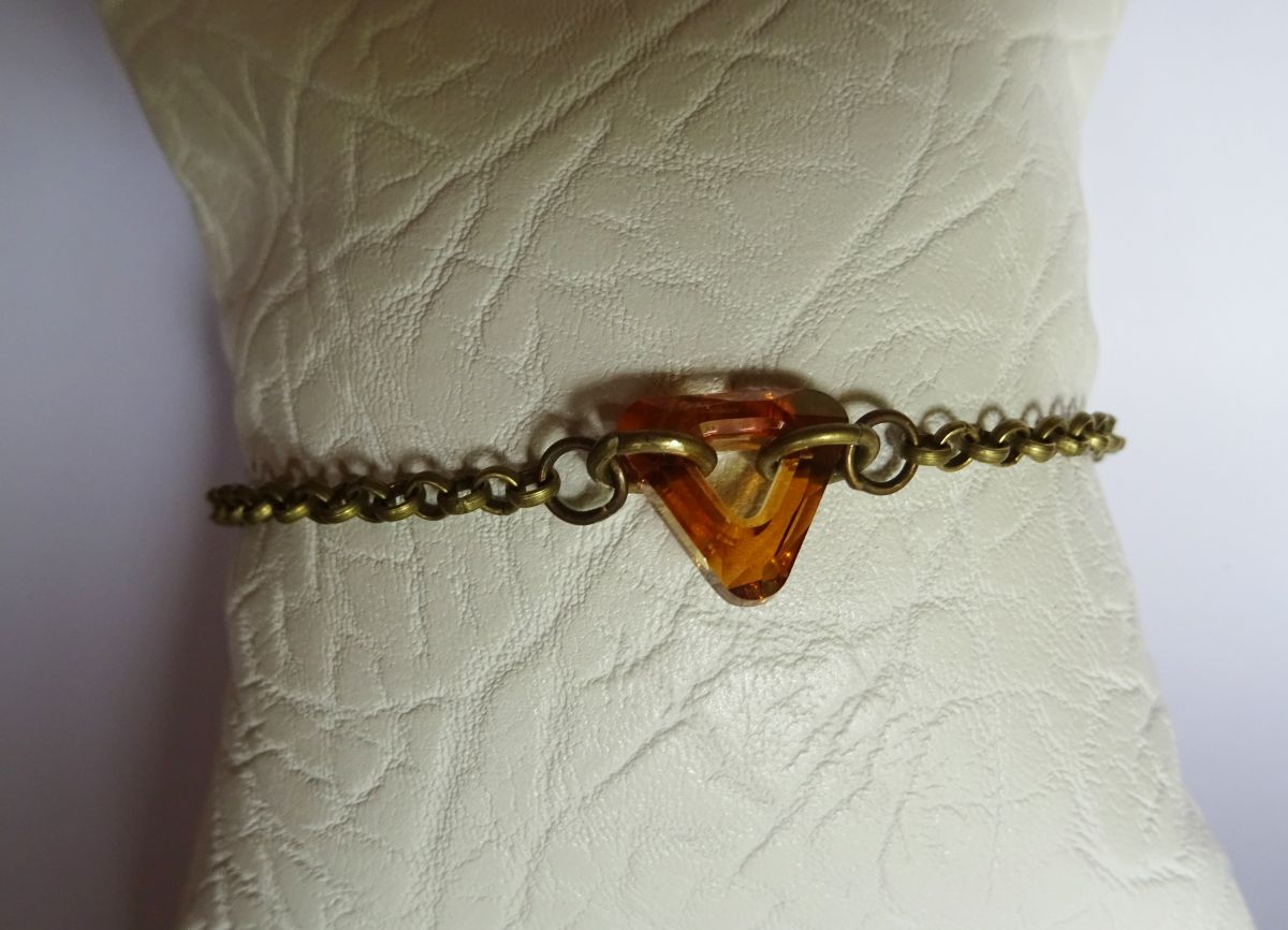 Fijne bronzen kettingarmband Driehoek 