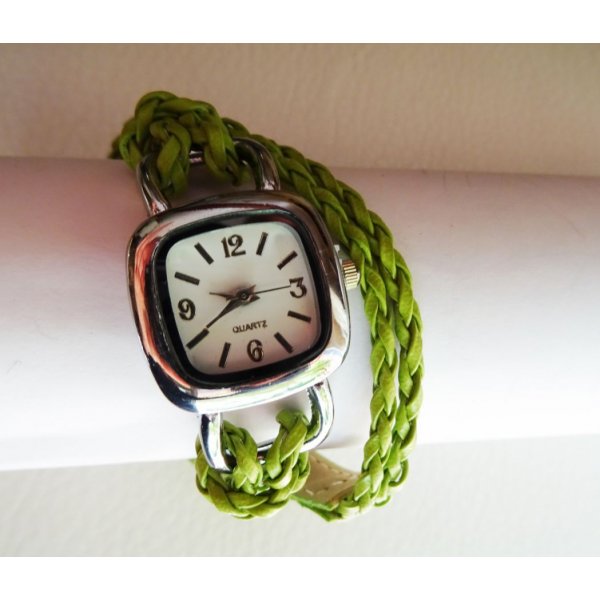 Bracelet montre tress&eacute; fuchsia