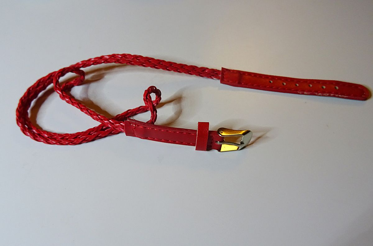 Bracelet montre tressé rouge