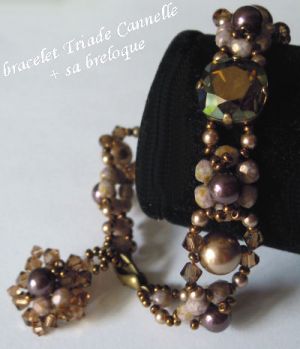 Kaneel Triade Armband met Bedel