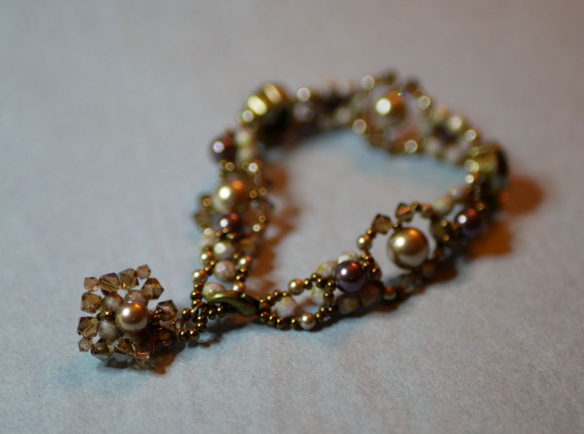 Kaneel Triade Armband met Bedel