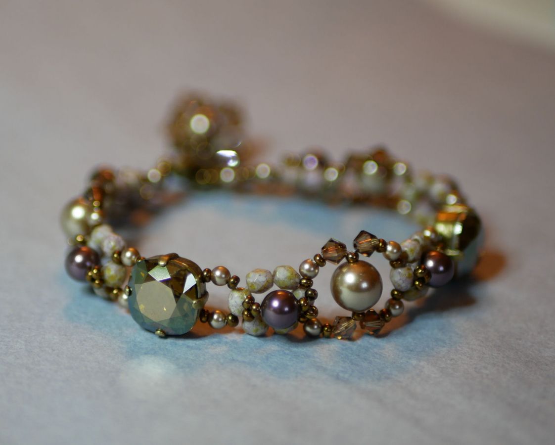 Kaneel Triade Armband met Bedel