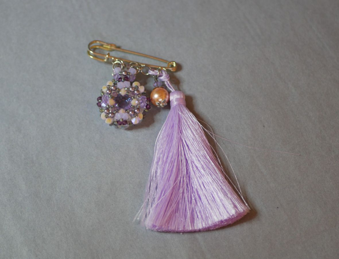 Andros Paarse Pompon Broche