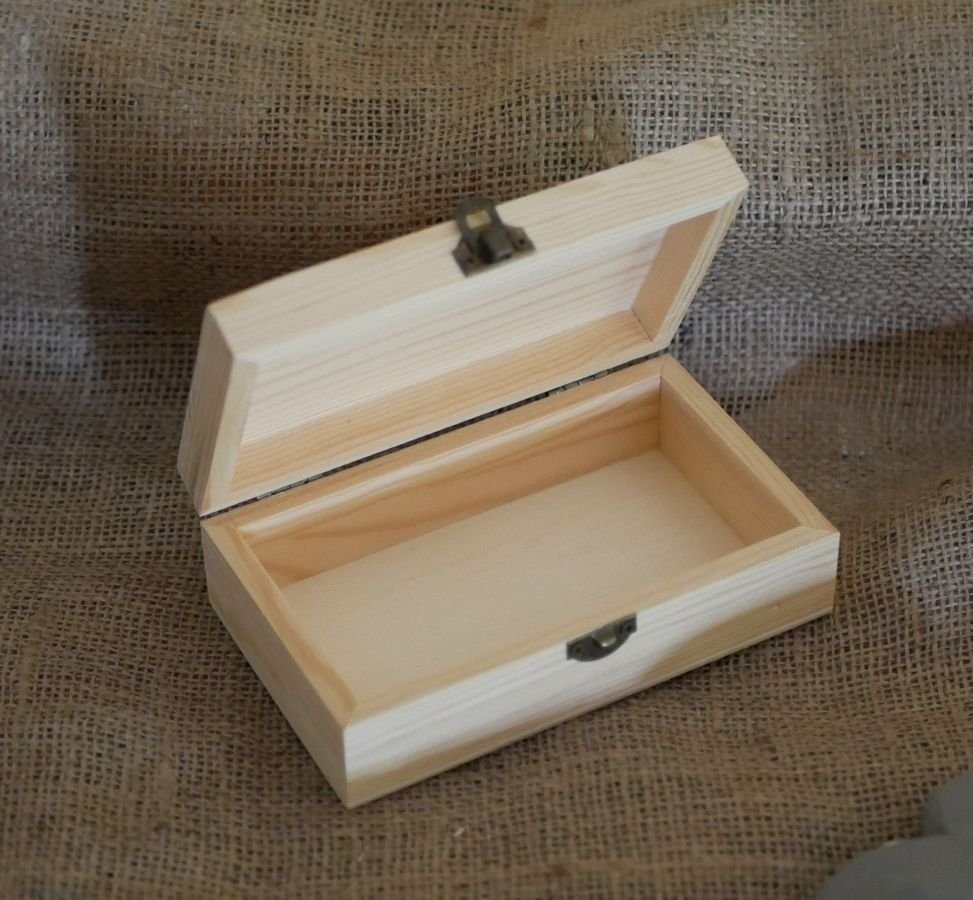 Gepersonaliseerde gegraveerde houten kist