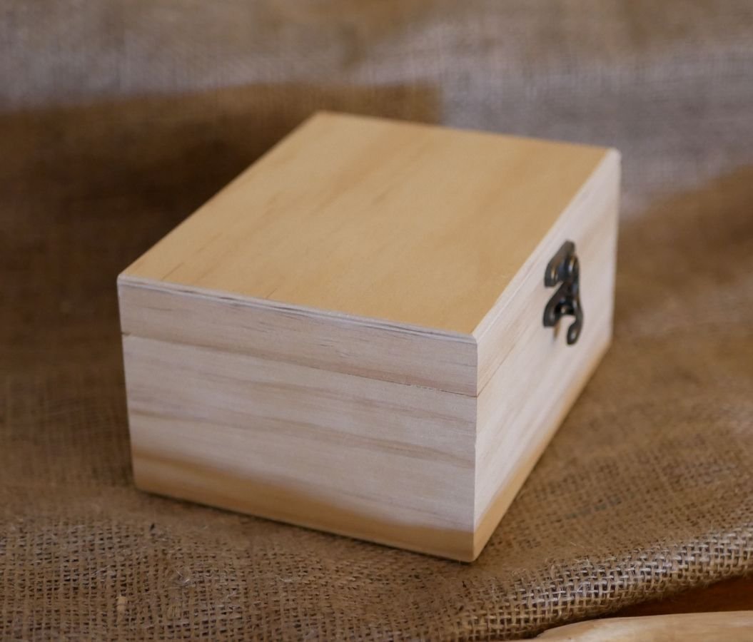 Gegraveerde houten etherische olie doos om te personaliseren
