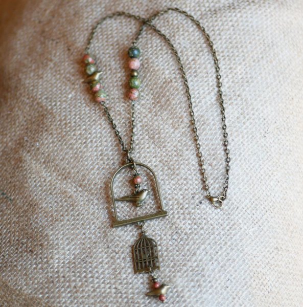 Ketting met lange vogelhanger