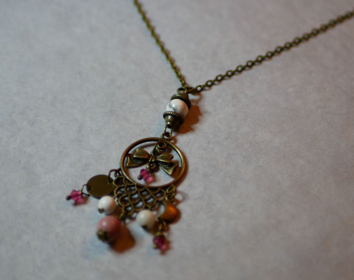 Ketting met bohemian hanger en natuurstenen 