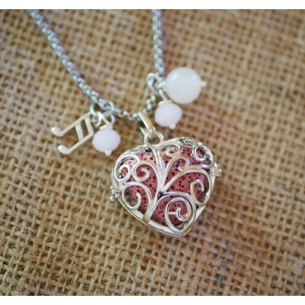 Kettinghanger Hartendoos met lavasteen kleur naar keuze Valentijnscadeau