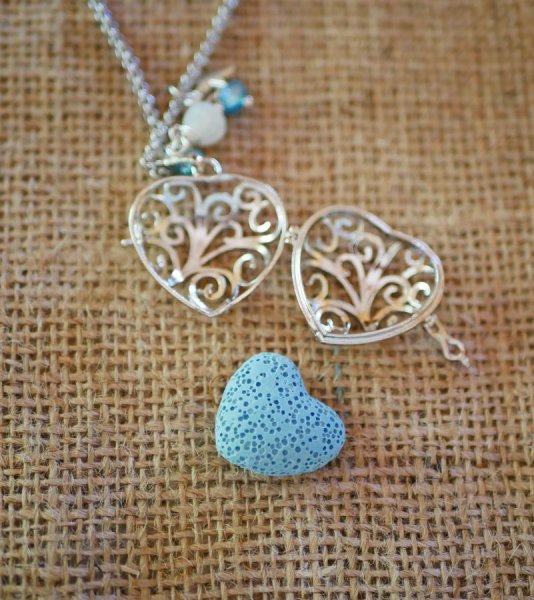 Kettinghanger Hartendoos met lavasteen kleur naar keuze Valentijnscadeau