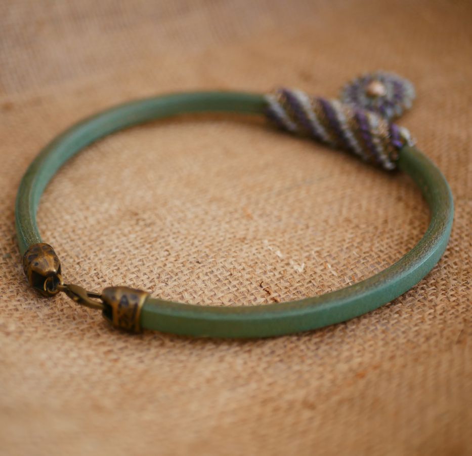 Ketting leer hanger Regaliz kralen Paars/groen