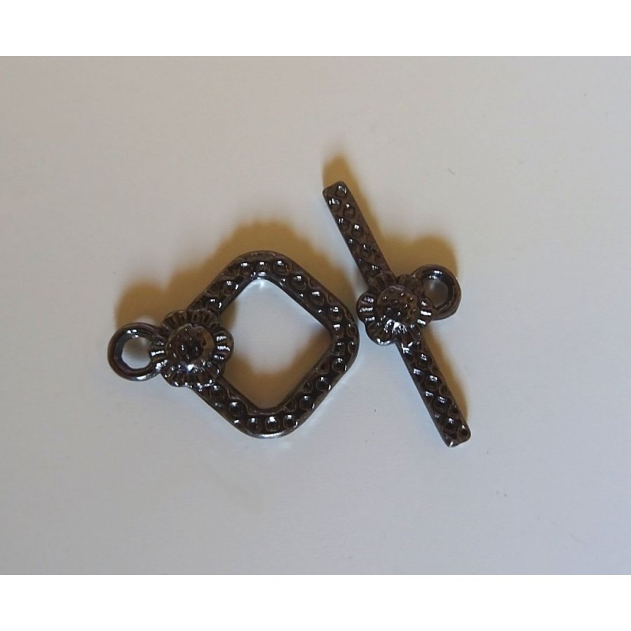 Zwarte nikkel diamant T-sluiting 20