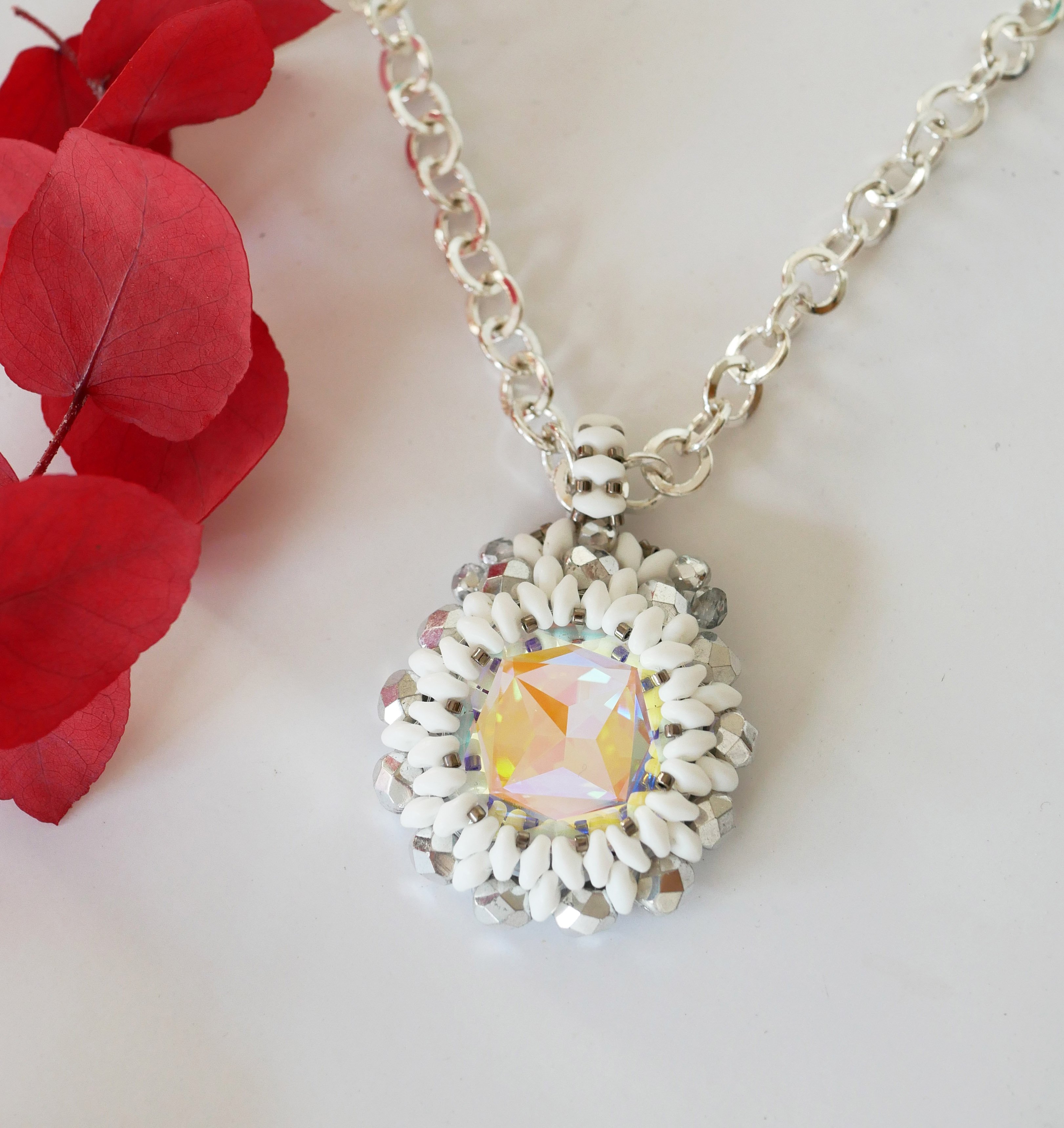 Super Duo witte medaillonhanger aan ketting