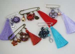 7 cm pompon in rayon, kleur naar keuze