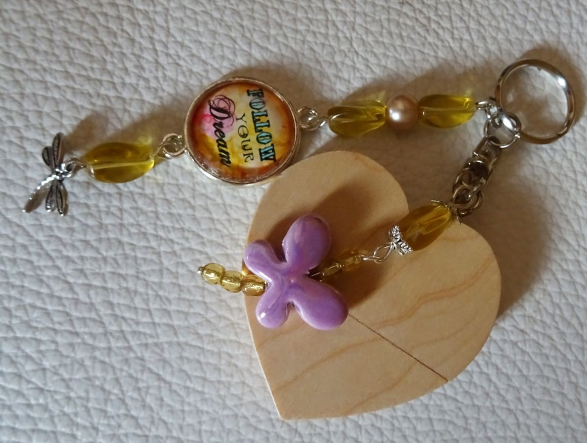 Sleutelhanger Hart usb sleutel om Cabochon &amp; vlinder te graveren