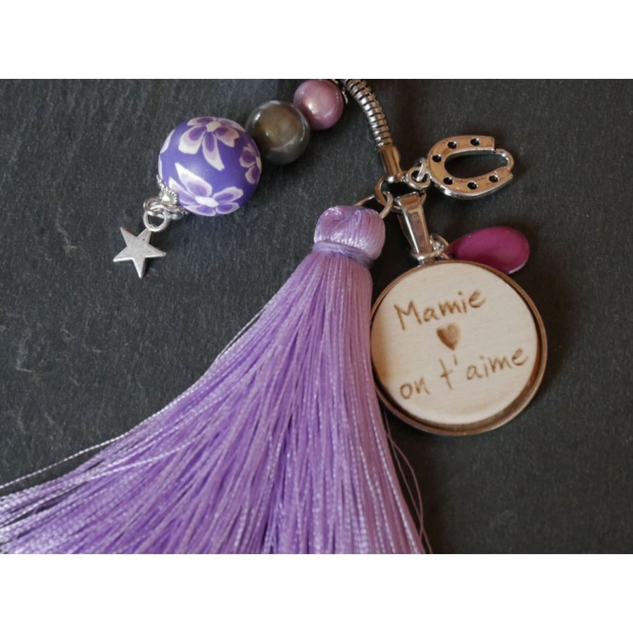 Houten cabochon sleutelhanger met parma kwastje