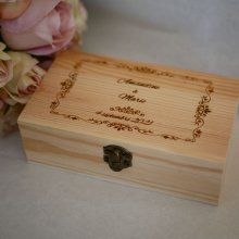 Gepersonaliseerde gegraveerde houten kist