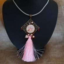 Cabochon hanger Muffin gourmand met roze pompon